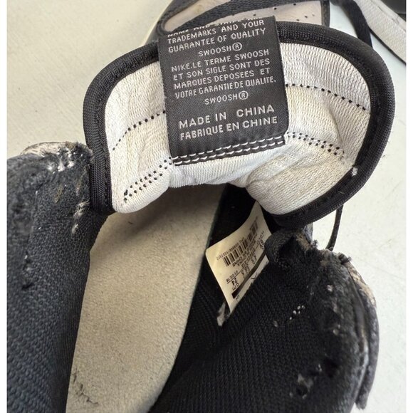 Nike Air Jordan 1 Retro High OG GS Shadow 2018 Size 6.5 Y Grey Black 575441-013 - Picture 12 of 15